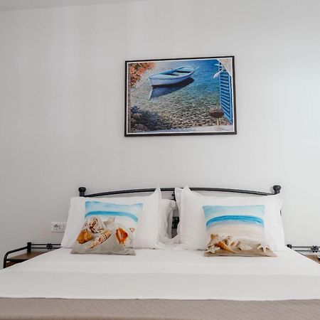 Aleksandra Apartments Sarande Ngoại thất bức ảnh