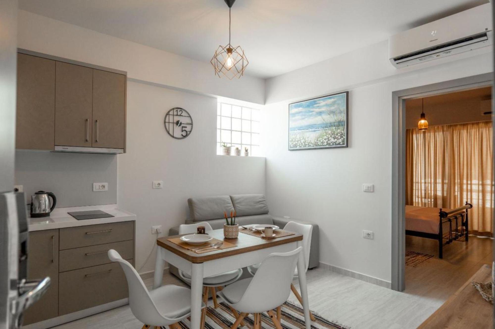 Aleksandra Apartments Sarande Ngoại thất bức ảnh